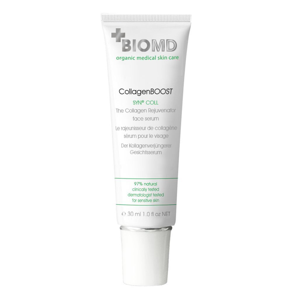 Weiße Tube mit BIOMD-Logo und CollagenBOOST-Schriftzug. Text in Englisch, Französisch und Deutsch. 30 ml.