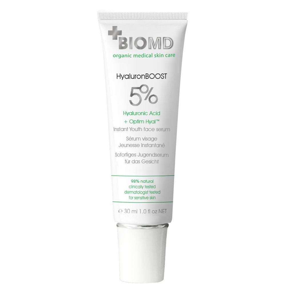 Weiße Tube mit BIOMD-Logo und Produktinformationen. Text: HyaluronBOOST, 5%, 30 ml, 99% natürlich.