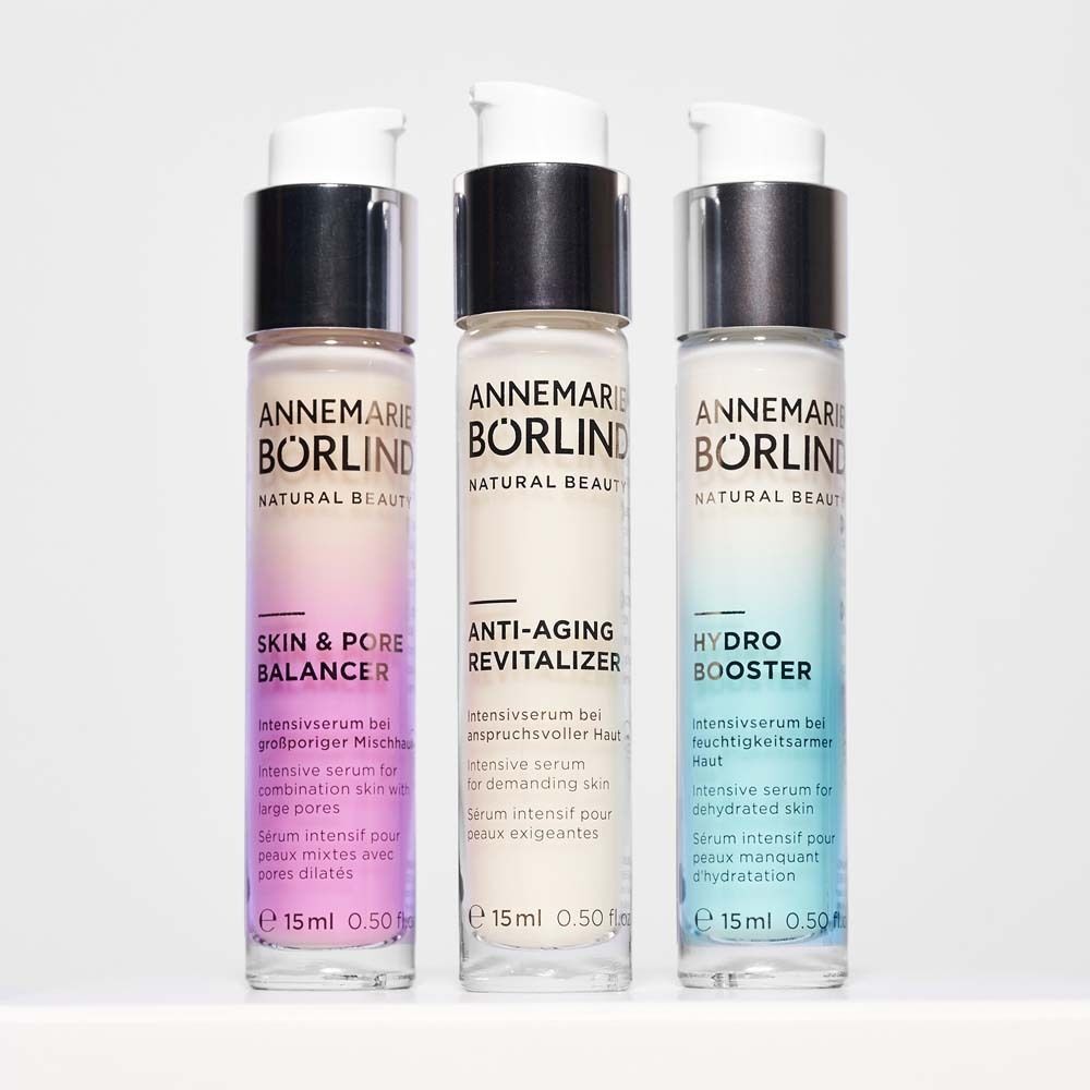 Drei BÖRLIND Flaschen nebeneinander. Produktnamen: Skin & Pore Balancer, Anti-Aging Revitalizer, Hydro Booster.