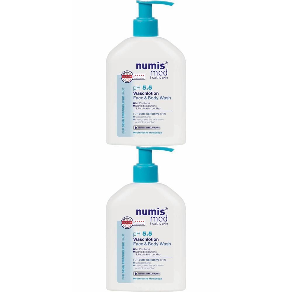 Zwei weiße Flaschen mit blauem Pumpkopf. Auf jeder Flasche steht "numis med pH 5.5 Waschlotion Face & Body Wash".