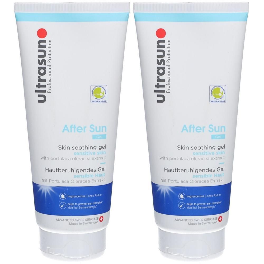 Zwei Tuben After Sun Gel. Weiß, mit blauen und roten Akzenten. Beschriftung: ultrasun, After Sun, Hautberuhigendes Gel.