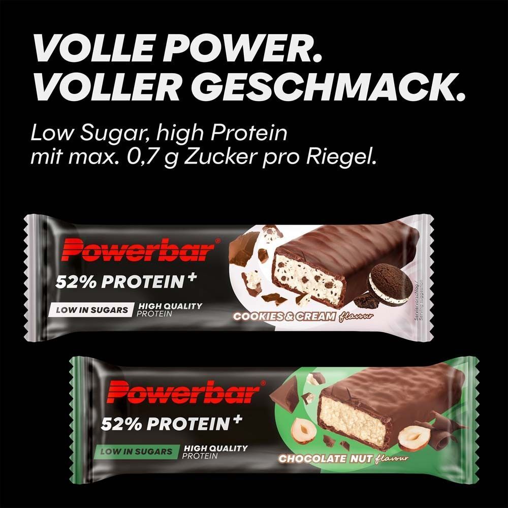 Zwei PowerBar 52% Protein Riegel. Einer mit Schoko-Nuss, der andere mit Cookies & Cream. Text: "Low Sugar, high Protein".
