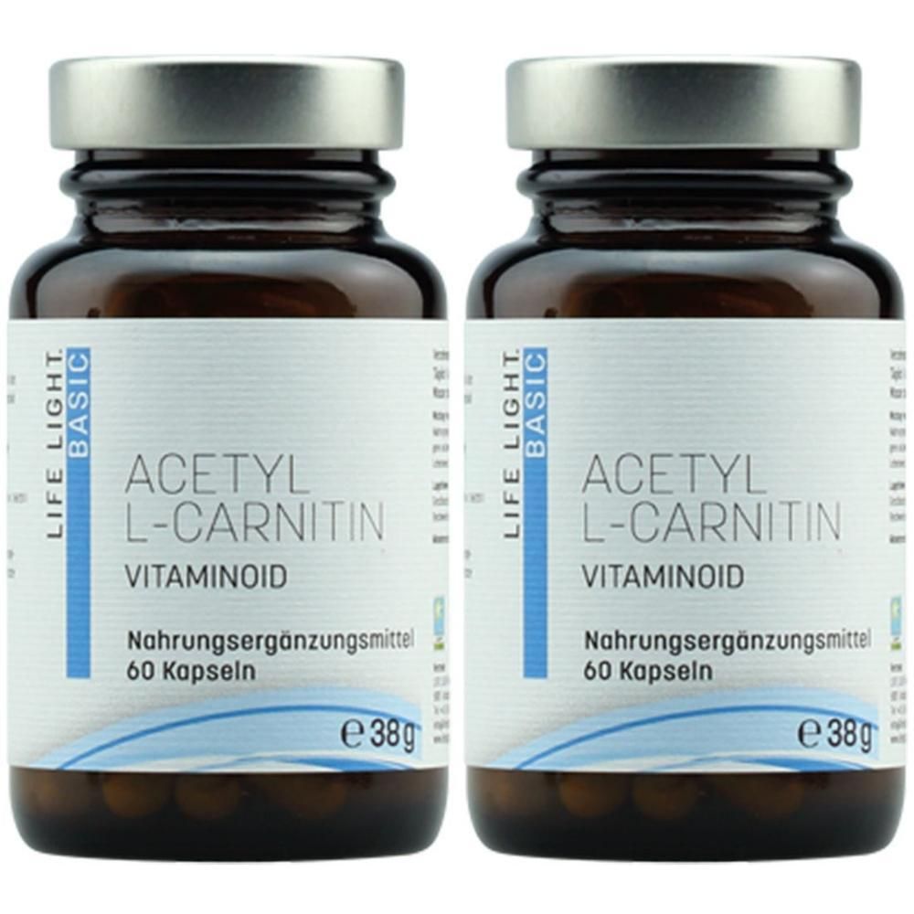 Zwei braune Glasflaschen mit silbernen Deckeln. Auf den Etiketten steht: Acetyl L-Carnitin Vitaminoid, Nahrungsergänzungsmittel, 60 Kapseln.