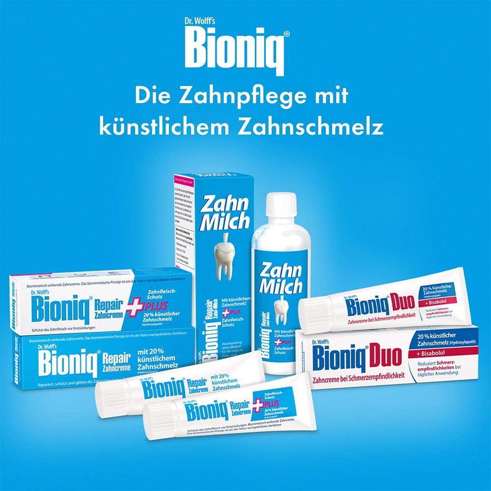 Verschiedene Bioniq® Produkte: Zahn-Milch, Zahnpasta, Duo-Zahnpasta. Blaue Verpackungen mit weißem Schriftzug und Zahn-Illustration.