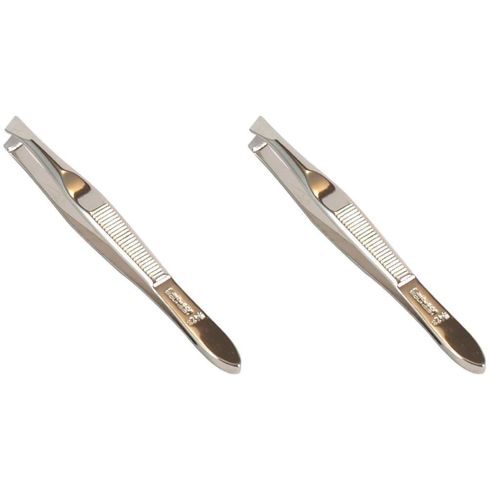 Zwei schräge Pinzetten aus Metall. Die Griffe sind geriffelt. Auf den Griffen ist ein Schriftzug zu sehen.