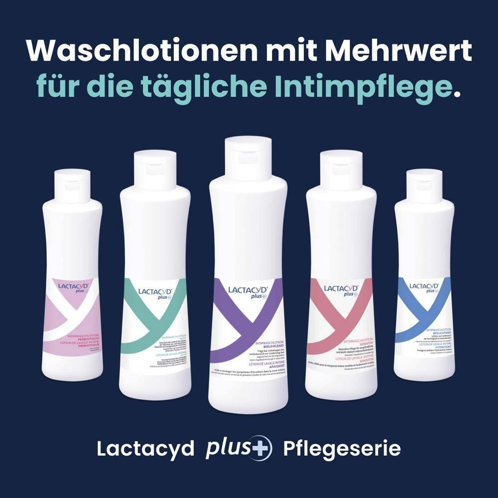 Fünf Flaschen mit verschiedenen Etiketten. Text: Waschlotions mit Mehrwert für die tägliche Intimpflege.
