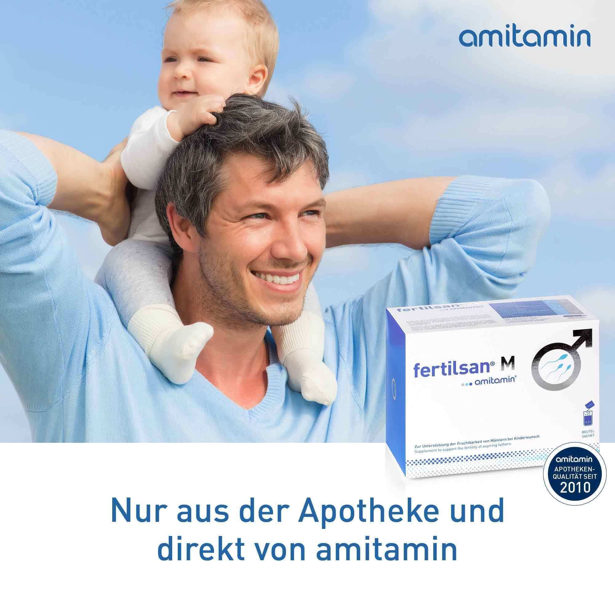 Vater trägt Baby auf Schultern, am Strand. Packung amitamin® fertilsan® M. Text: Apotheke und direkt von amitamin.
