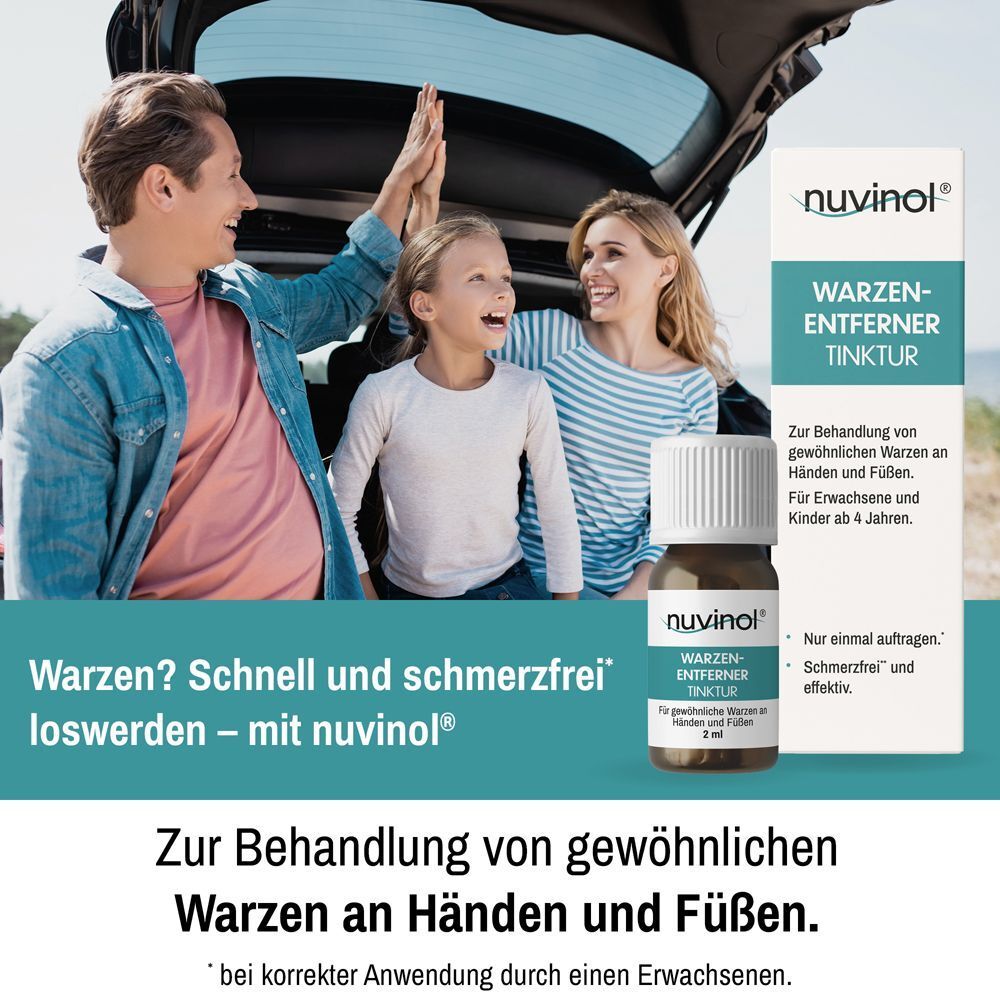 Familie am offenen Kofferraum, Nuvinol Warzenentferner Tinktur Fläschchen daneben.
