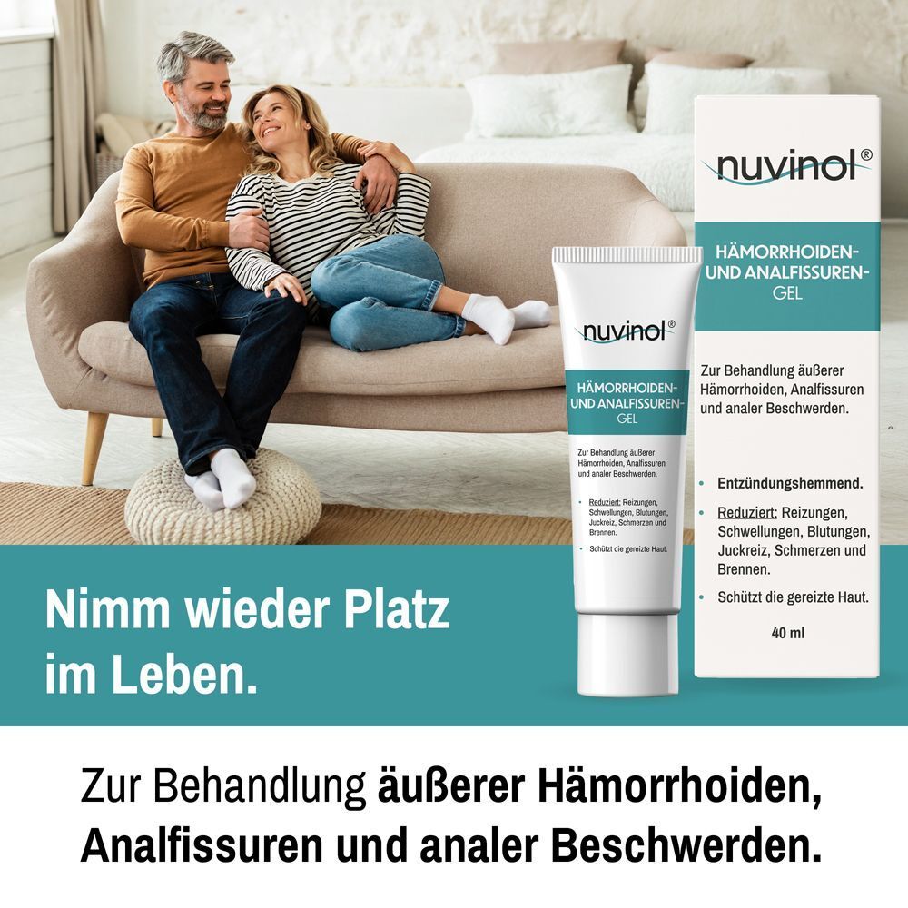 Produkt NUVINOL Hämorrhoiden-Gel und Analfissuren-Gel neben einer Frau und einem Mann auf einer Couch. Produktverpackung mit Text.