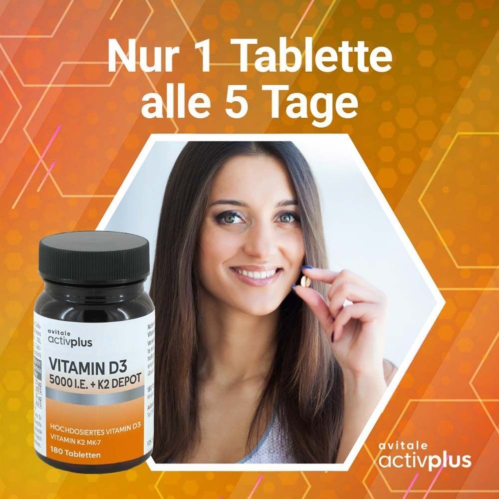 Nur 1 Tablette alle 5 Tage. Frau hält eine Tablette.