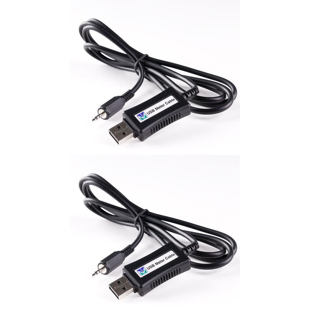 Zwei schwarze USB-Kabel mit USB-A- und Klinkensteckern. Auf einem schwarzen Gehäuse steht "USB Meter Cable".