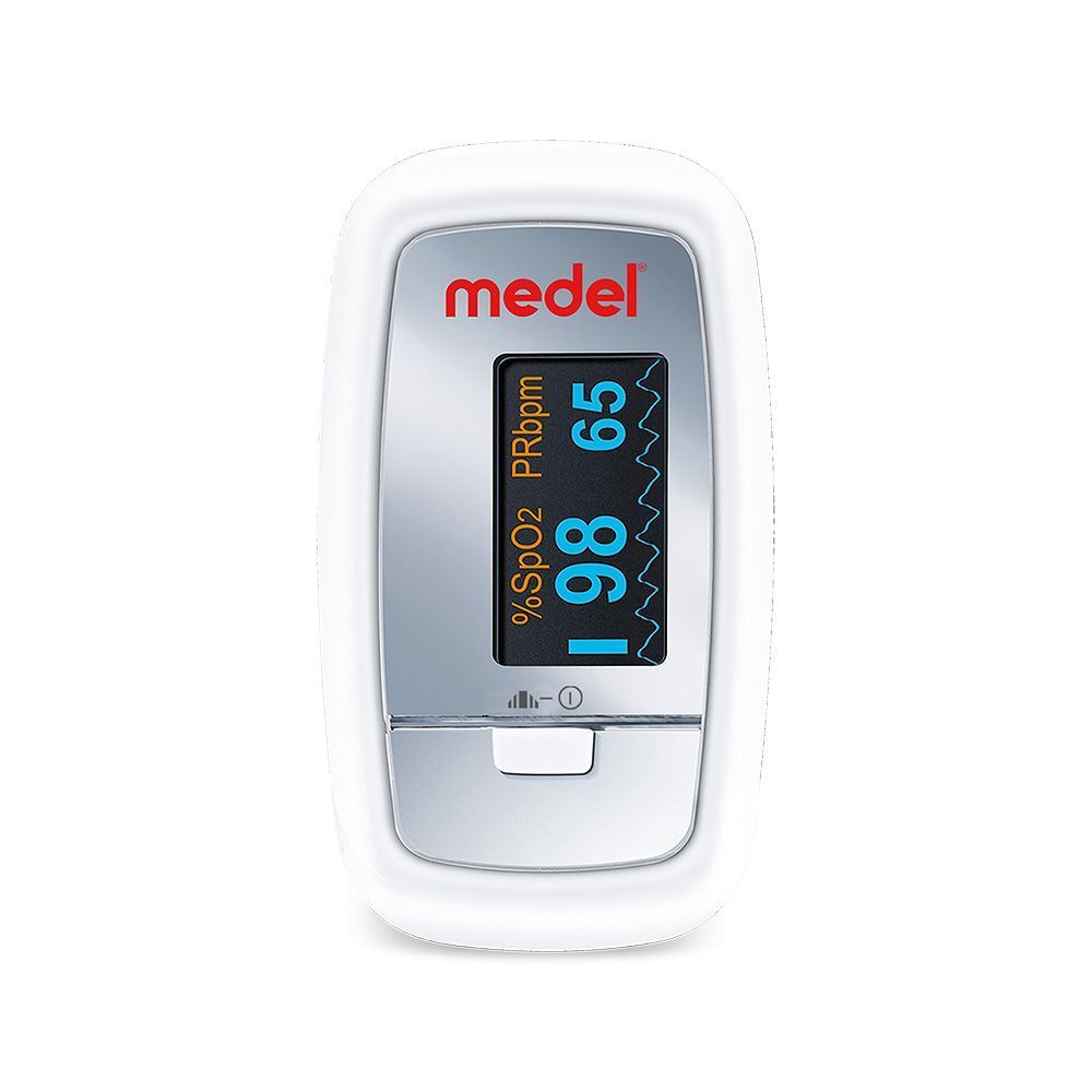 Weißes Pulsoximeter mit Digitalanzeige. Zeigt Werte für SpO2 und Pulsfrequenz an. Marke: medel.