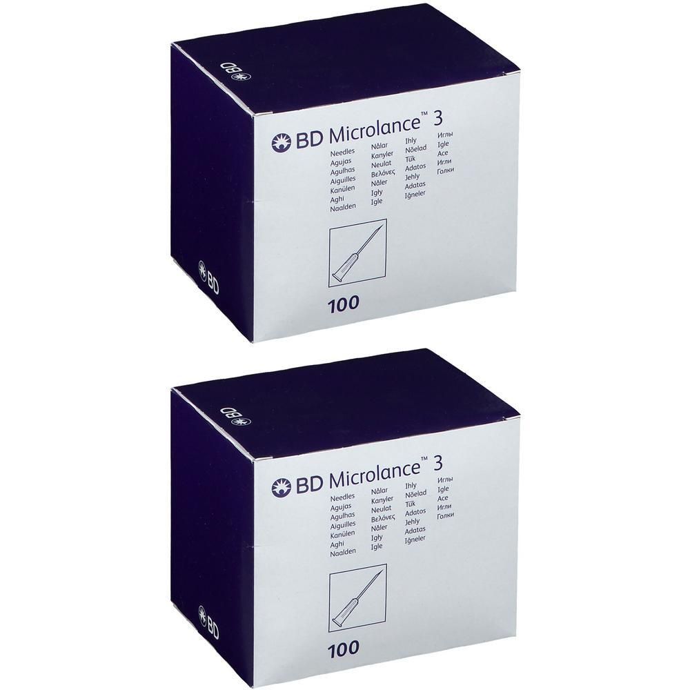 Zwei Kartons mit medizinischen Nadeln. Aufschrift: BD Microlance 3, 100 Stück. Dunkelblaue und weiße Verpackung.