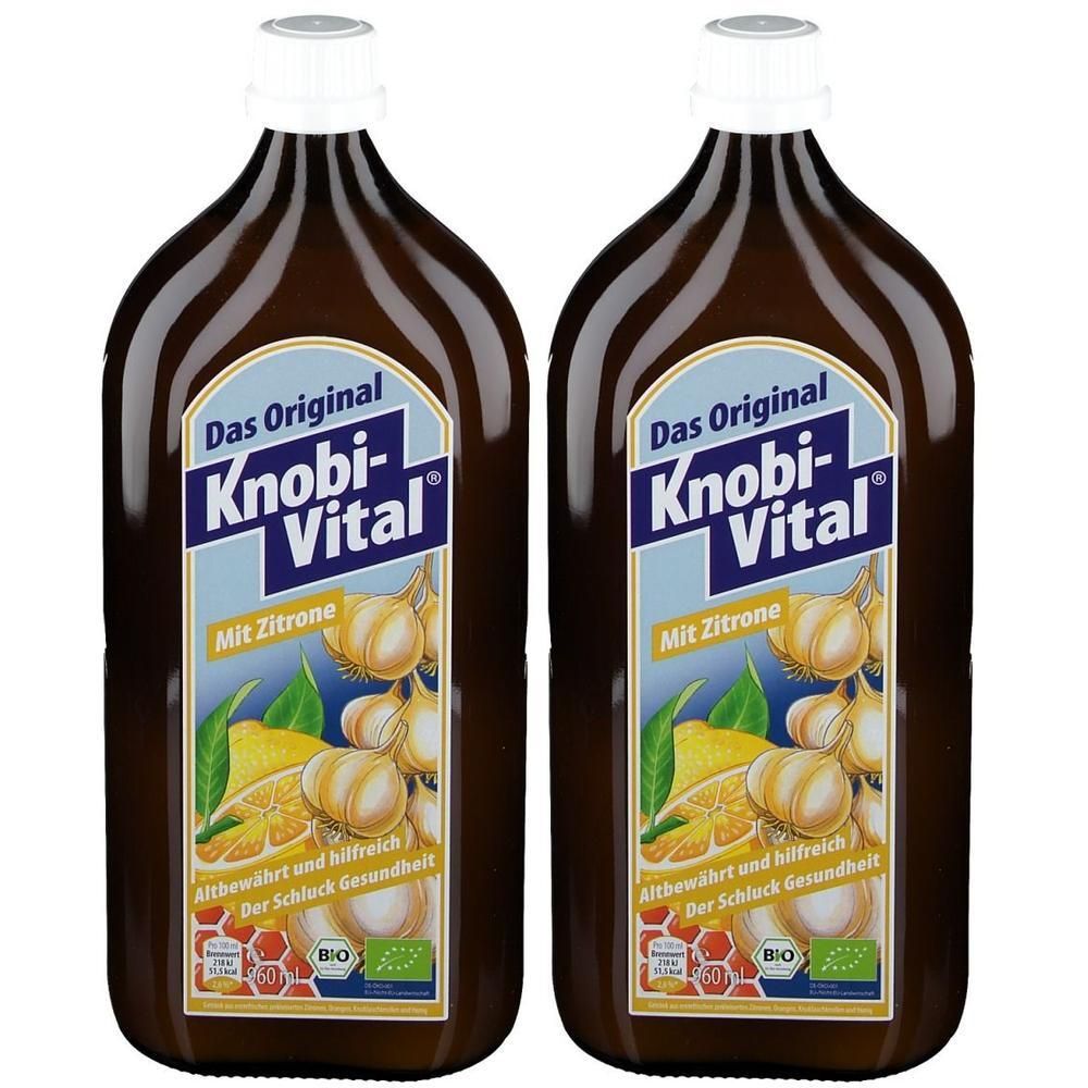Zwei braune Glasflaschen mit KnobiVital® mit Zitrone Bio Aufschrift und Abbildung von Knoblauch und Zitrone.