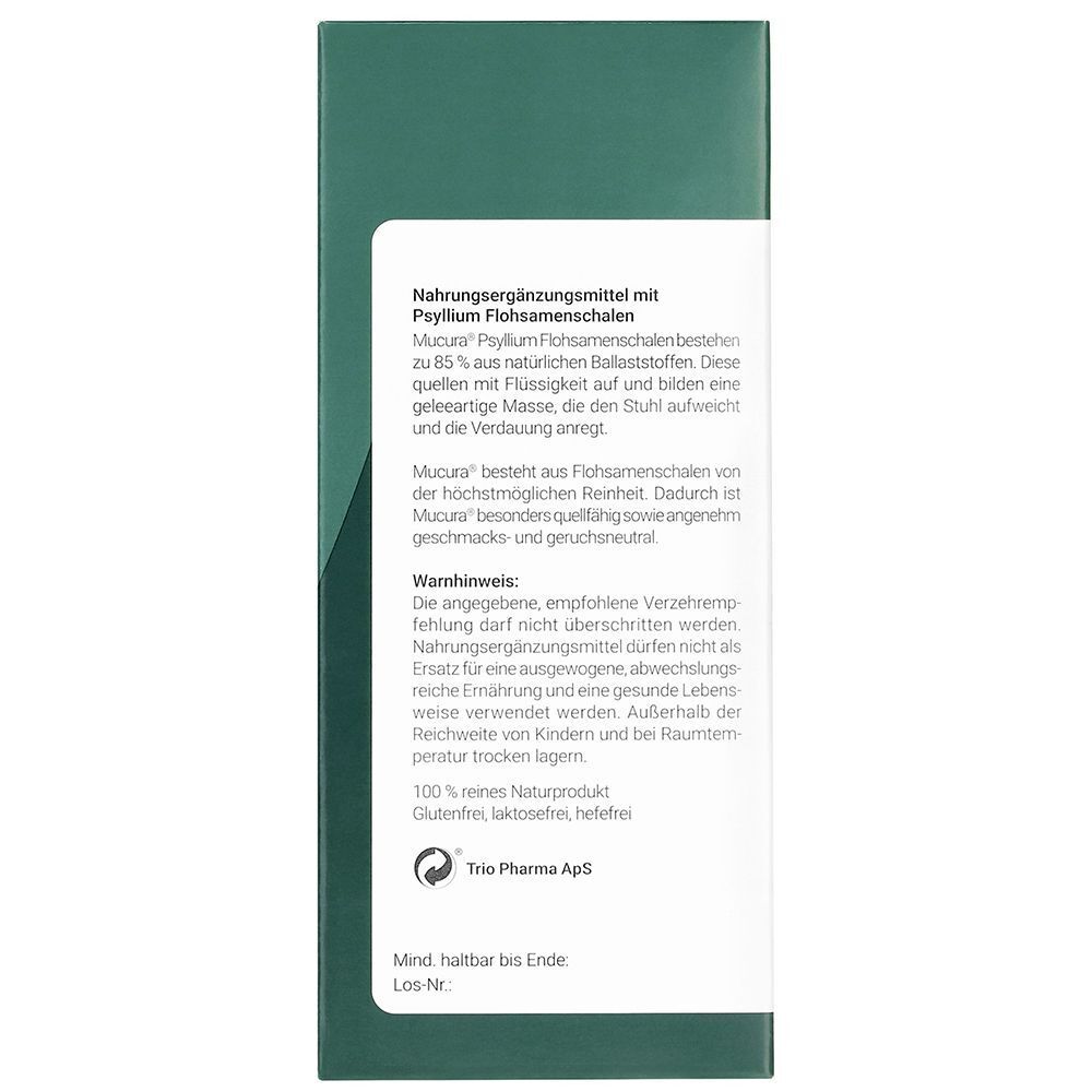 Seite einer Packung mucura® Flohsamenschalen Pulver mit detaillierten Produktinformationen und Herstellerangaben.