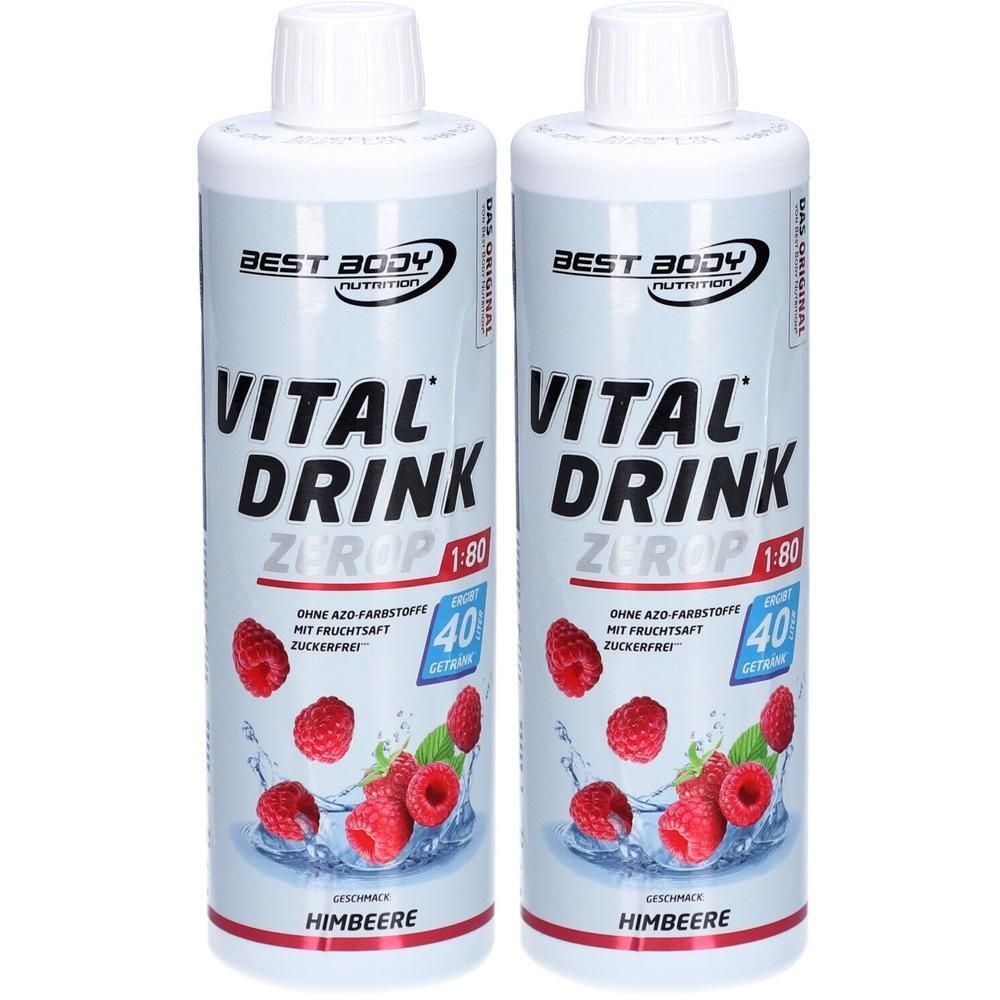 Zwei Flaschen Vital Drink Himbeere. Aufschrift: Best Body Nutrition, Vital Drink, ZEROP, 1:80, ohne AZO-Farbstoffe, mit Fruchtsaft, zuckerfrei.