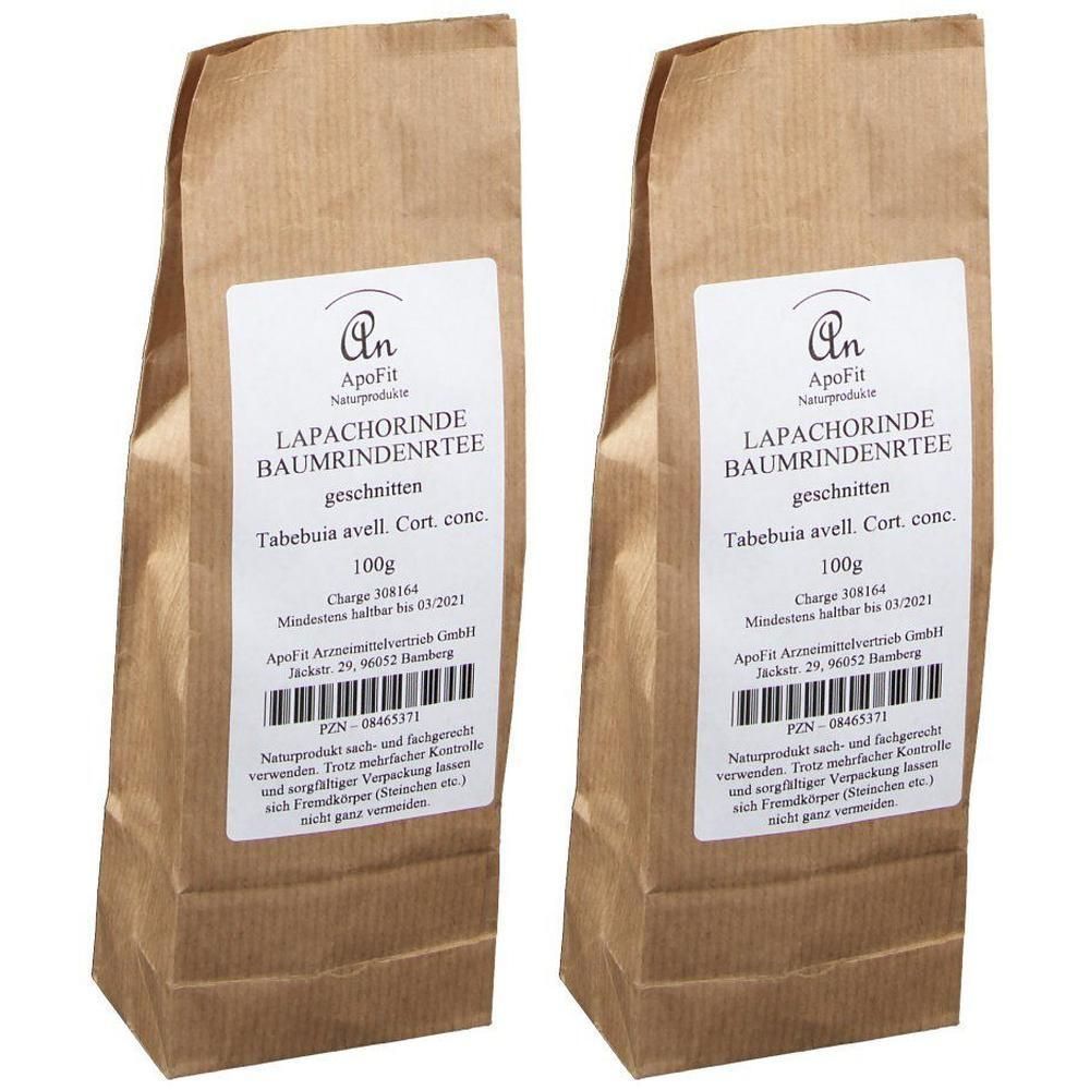 Zwei braune Papiertüten mit Lapacho-Rindentee, vorne mit Etikett.
