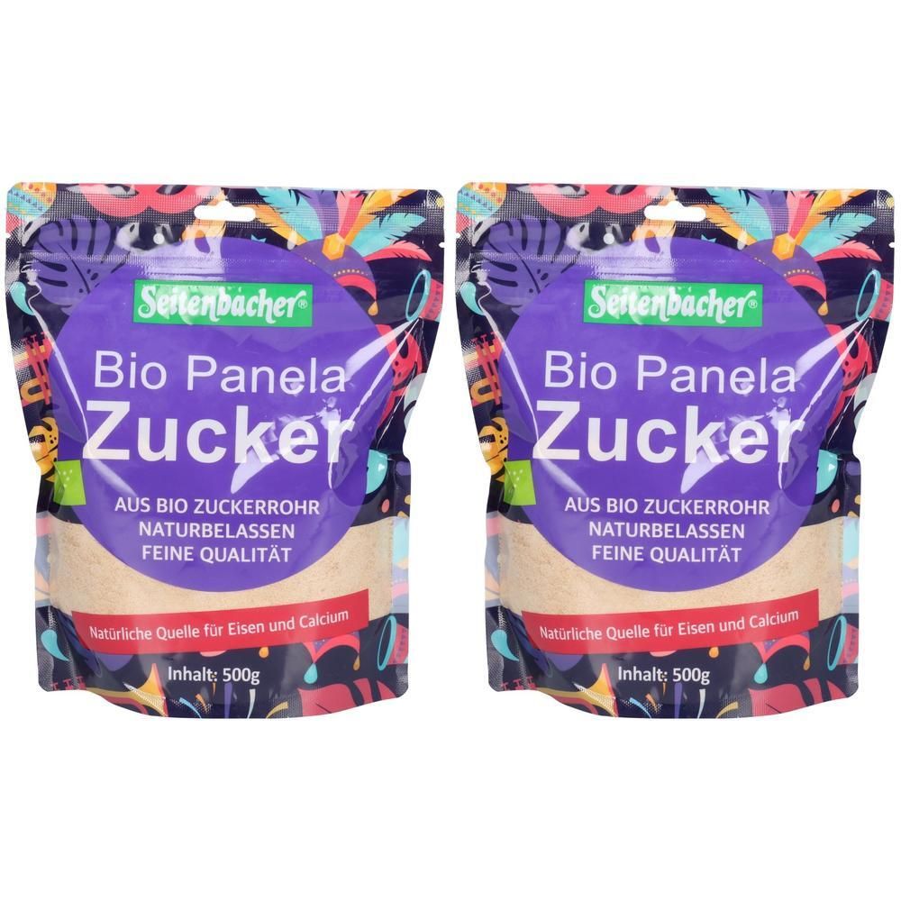 Zwei Beutel Seitenbacher Bio Panela Zucker. Aufschrift: Bio Panela Zucker, aus Bio Zuckerrohr, natürliche Quelle für Eisen und Calcium, Inhalt 500g.