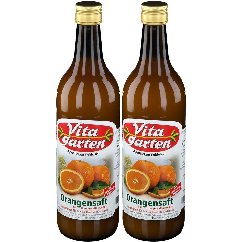 Zwei Flaschen Vita Garten Orangensaft mit Etikett, das Orangen und Blätter zeigt.