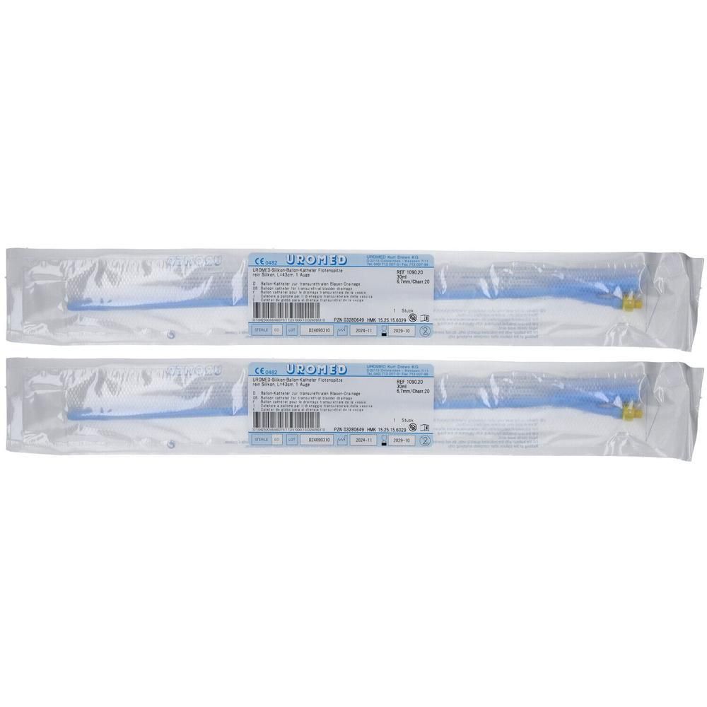 Zwei sterile Katheter in Folienverpackung. Blaue Katheter mit gelben Enden. UROMED-Logo und Produktinformationen sind sichtbar.