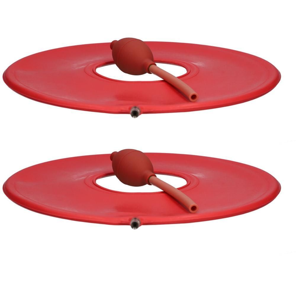 Zwei rote Sitzringe mit zentraler Öffnung und Pumpe. Die Pumpe ist mit dem Ring verbunden.