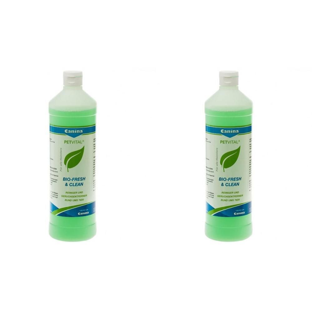 Zwei Flaschen Canina® PETVITAL® Bio Fresh & Clean. Grüne Flüssigkeit in weißen Flaschen mit grünen und blauen Etiketten. Logo mit Blatt.