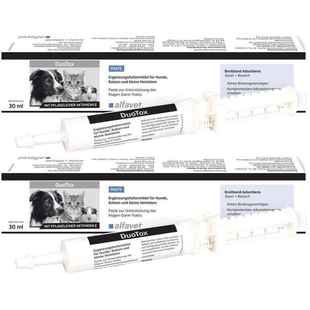 Zwei Tuben DuoTox Paste mit Spritze. Verpackung mit Produktname und Abbildungen von Hund und Katze. Text: Ergänzungsfuttermittel.