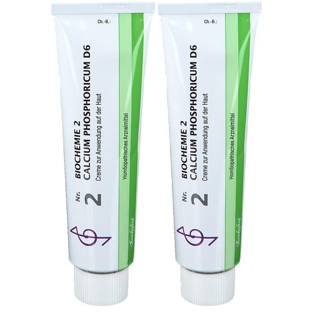 Zwei Tuben Creme. Aufschrift: BIOCHEMIE 2 CALCIUM PHOSPHORICUM D6. Homöopathisches Arzneimittel. Weiße Tube mit grünen Akzenten.