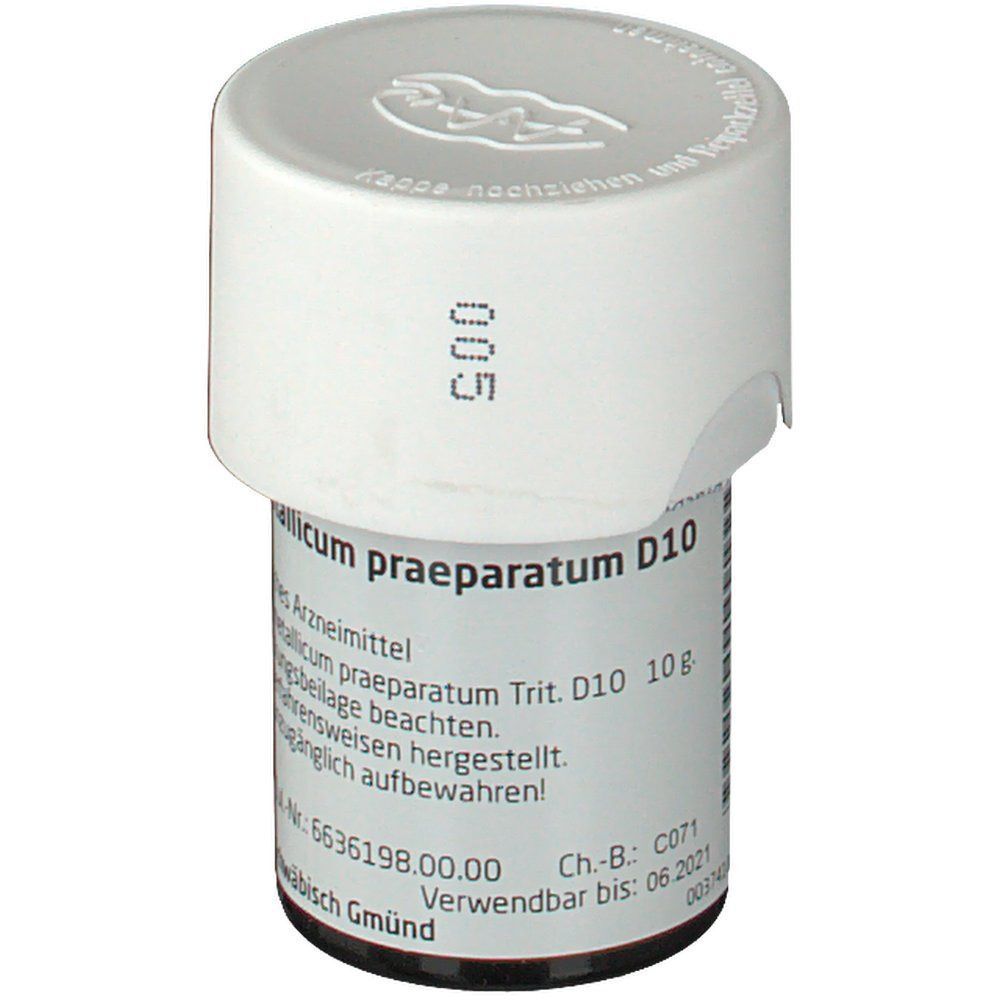 Ein Braunglasfläschchen mit weißem Schraubverschluss, beschriftet mit "Stibium metallicum praeparatum D10".
