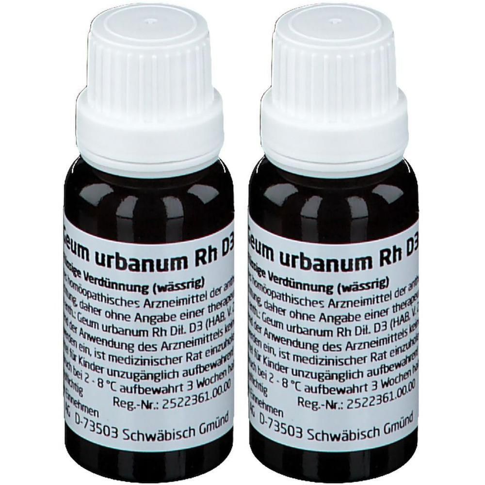 Zwei Fläschchen Geum urbanum Rh D3 Verdünnung, dunkelbraunes Glas mit weißem Schraubverschluss.