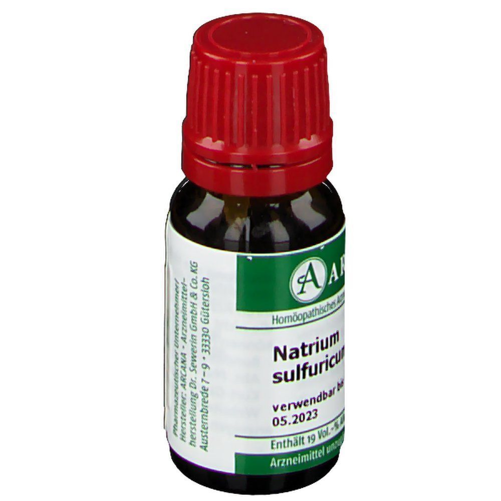 Seitenansicht einer ARCANA Natrium Sulfuricum LM XVIII Tropfenflasche.