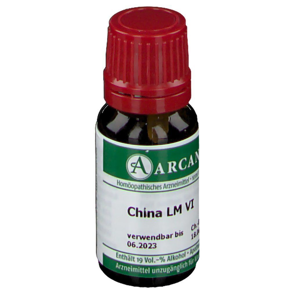 Braune Glasflasche mit rotem Schraubverschluss, gefüllt mit ARCANA China LM VI.