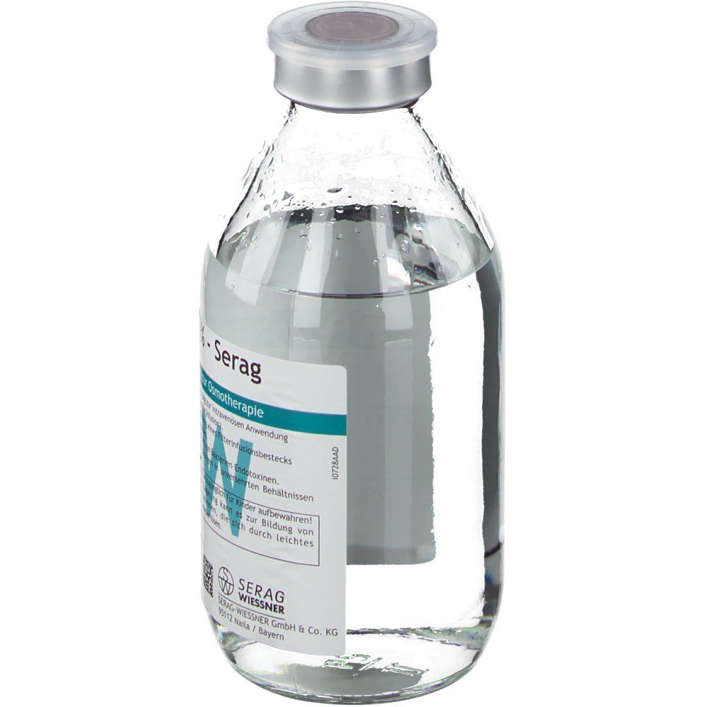 Glasflasche mit Flüssigkeit. Etikett mit Produktinformationen. Verschluss mit Metallkappe. Aufschrift: Mannit-Lösung 15% - Serag.