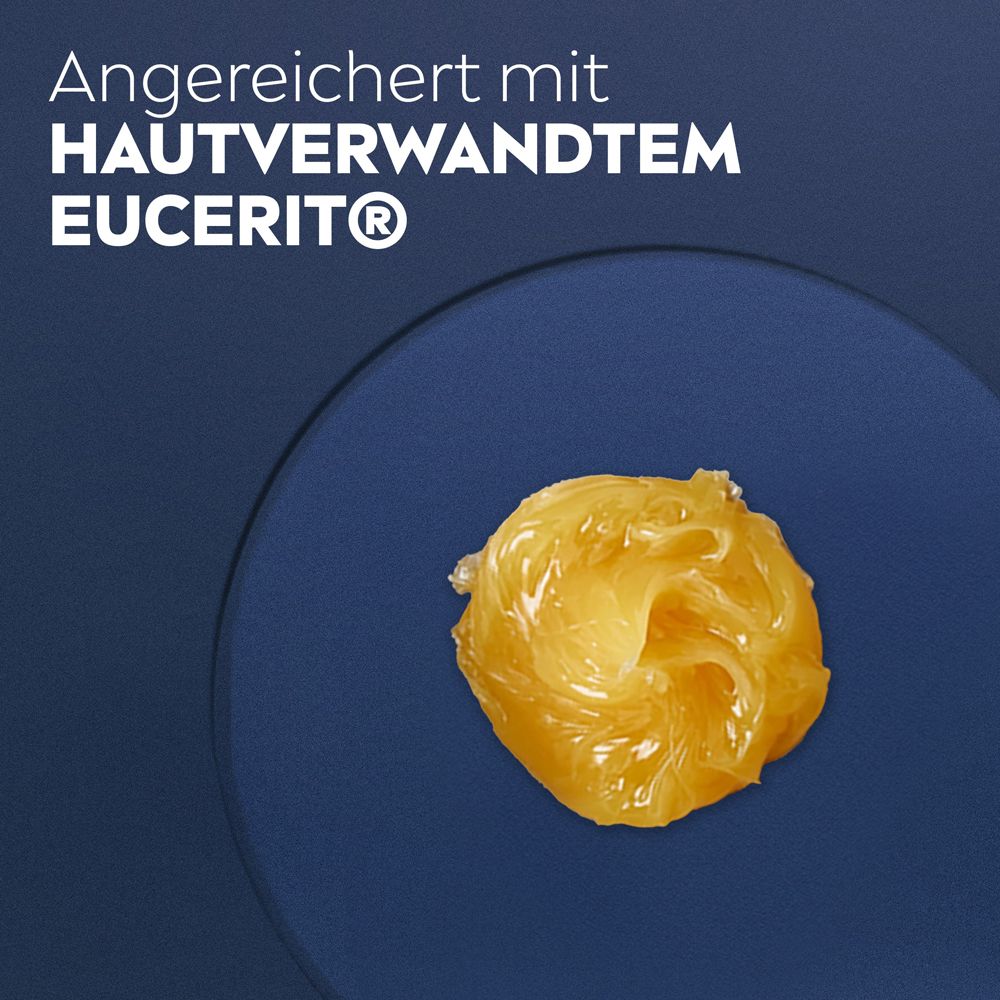 Eine Nahaufnahme der NIVEA Creme Textur, angereichert mit hautverwandtem Eucerit®.