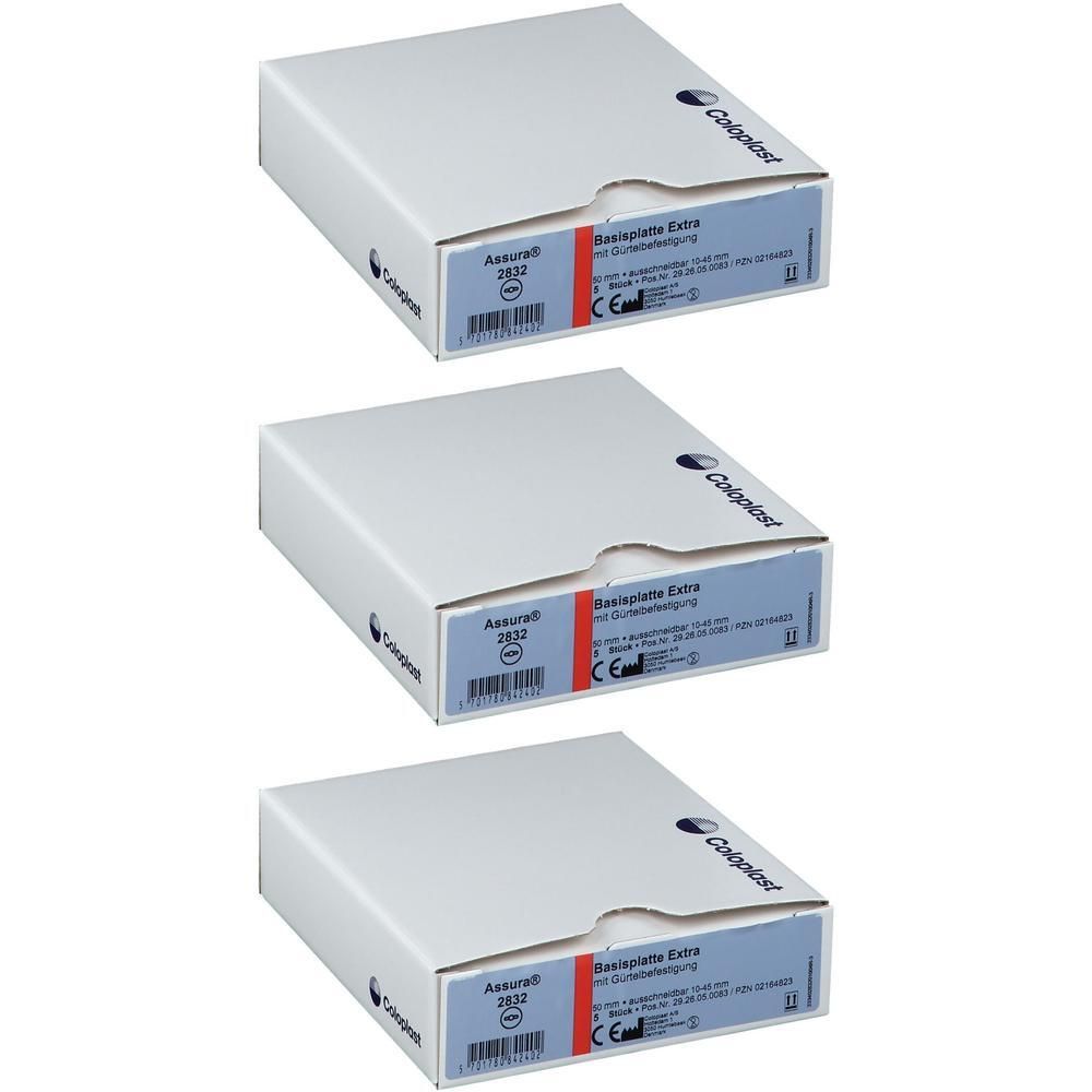 Drei Packungen ASSURA Basisplatten extra, 10-45mm Rastring 50mm. Coloplast Logo sichtbar.