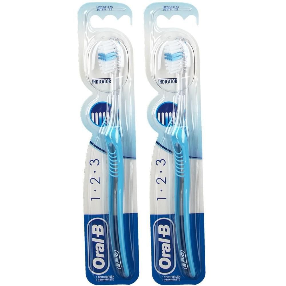 Zwei Oral-B "Indicator" Zahnbürsten im Doppelpack, blau.