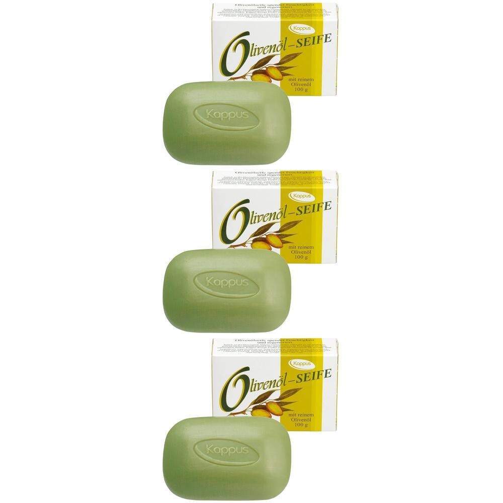 Drei grüne Kappus Olivenöl Seifen mit Verpackung. Jede Seife ist oval und hat eine Prägung.