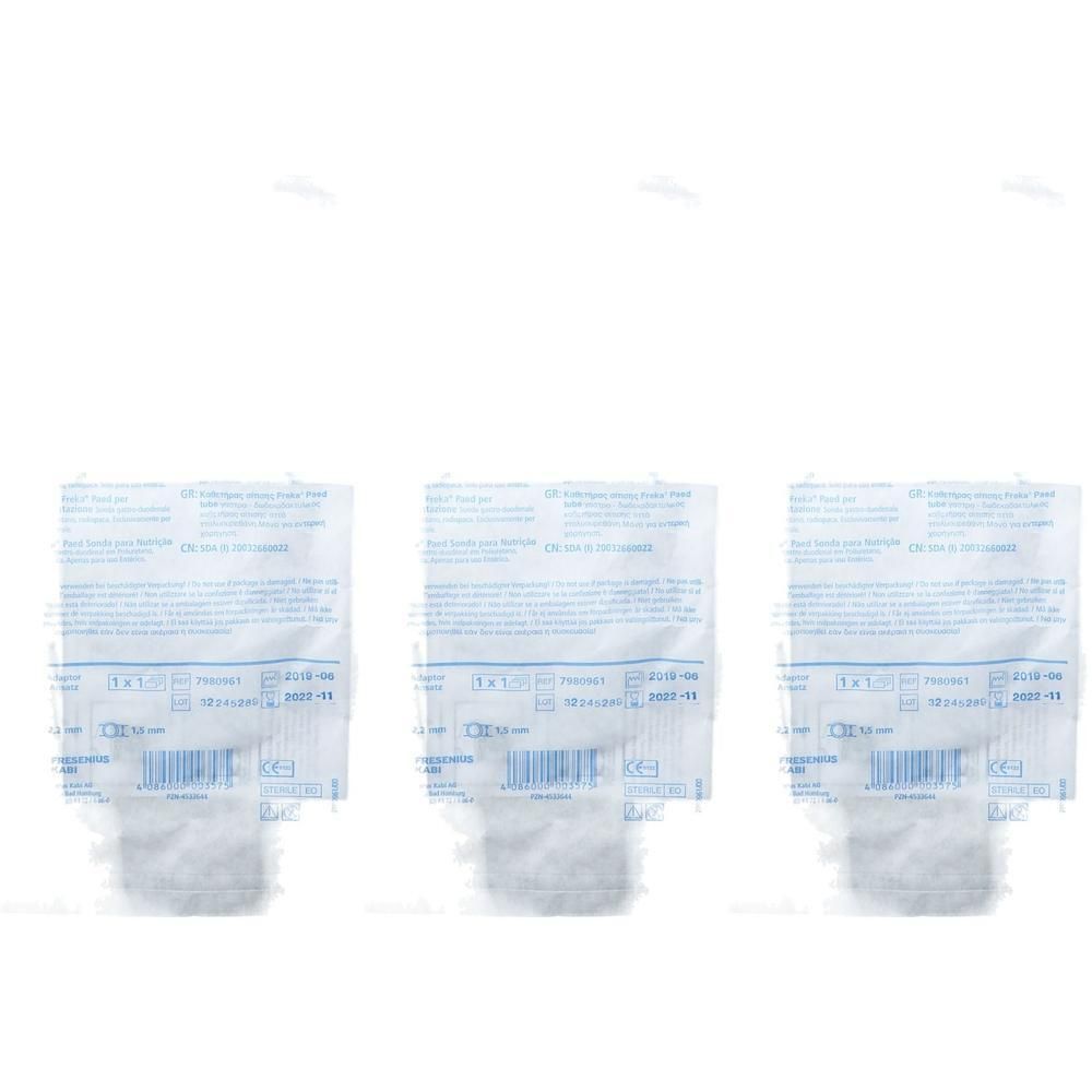 Drei einzeln verpackte medizinische Tupfer mit Beschriftung und Barcode.