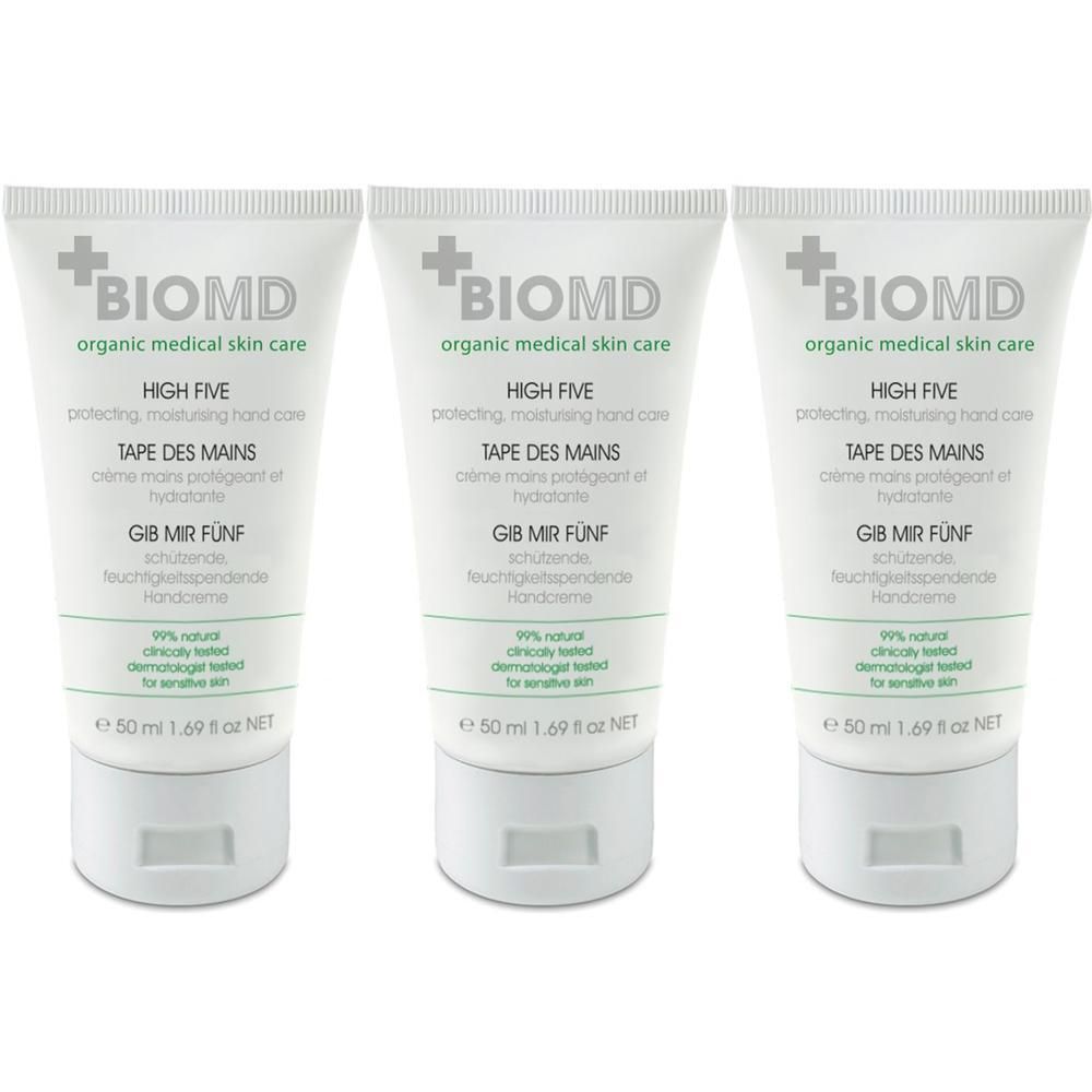 Drei Tuben BIOMD High Five Handcreme, 50 ml, mit Aufdruck 'organic medical skin care'.