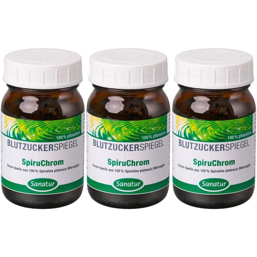 Drei Braunglasflaschen mit weißen Schraubverschlüssen, gefüllt mit Sanatur SpiruChrom.