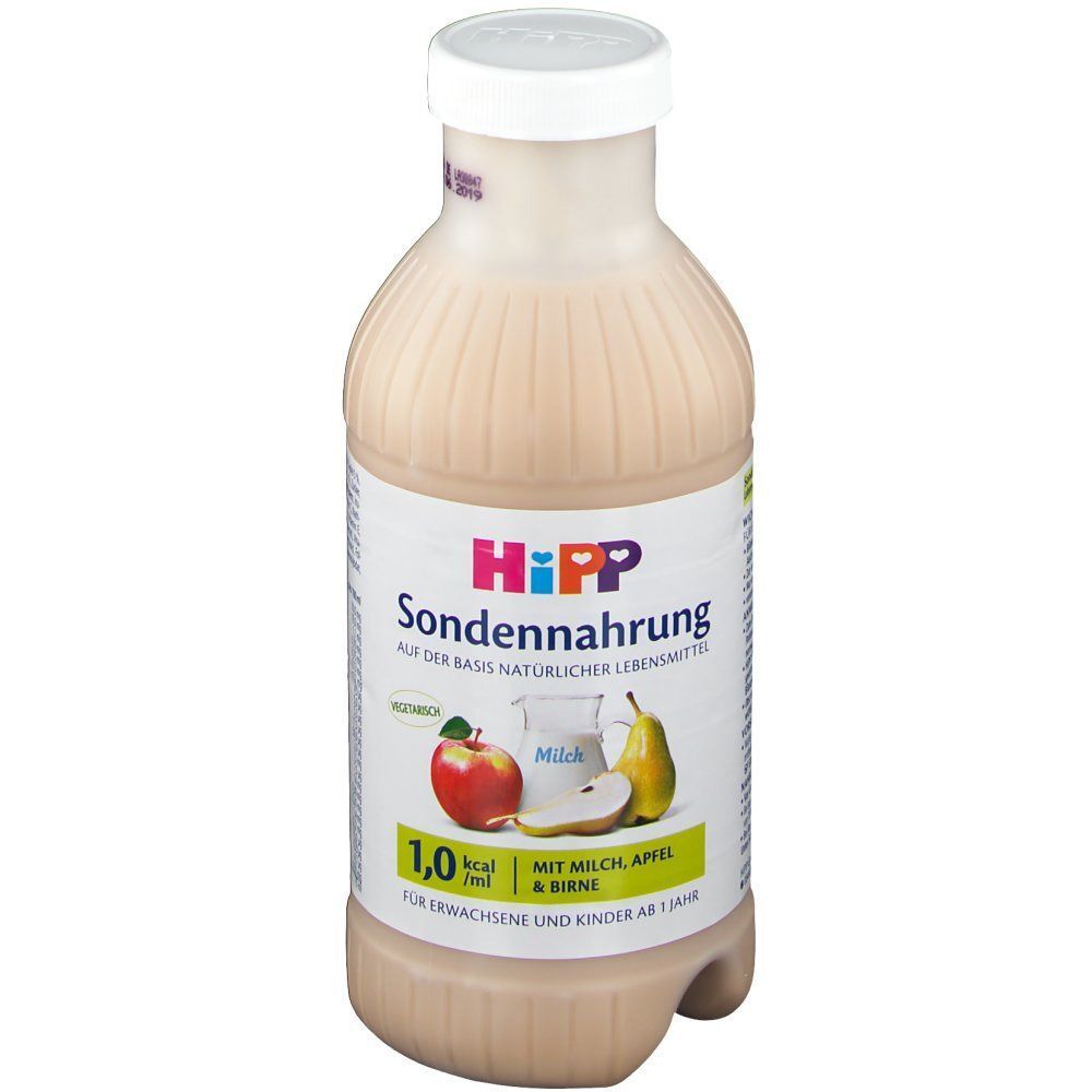 Eine Flasche HiPP Sondennahrung Milch, Apfel & Birne mit Abbildung von Obst und Milch.