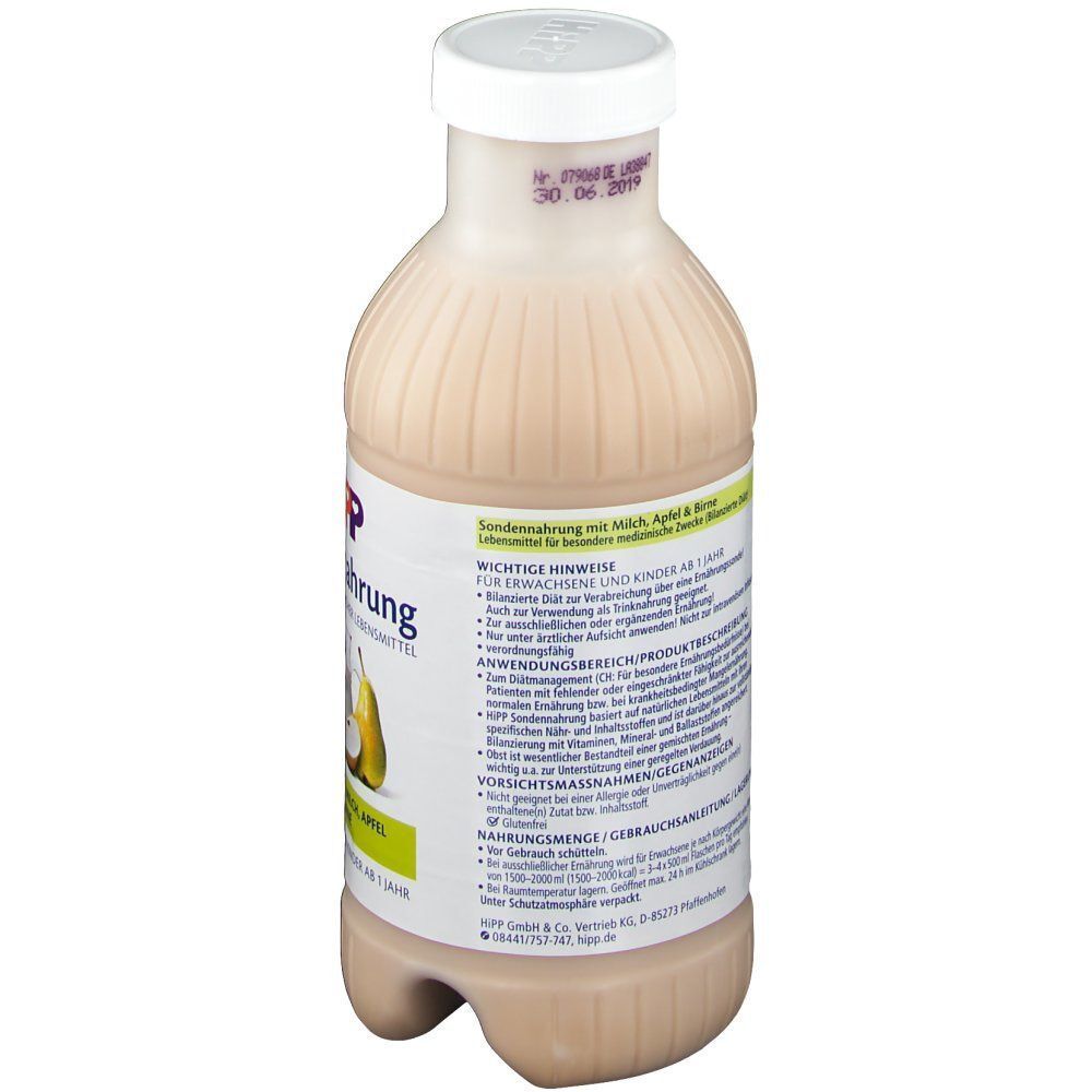 Rückseite einer Flasche HiPP Sondennahrung Milch, Apfel und Birne mit wichtigen Hinweisen.