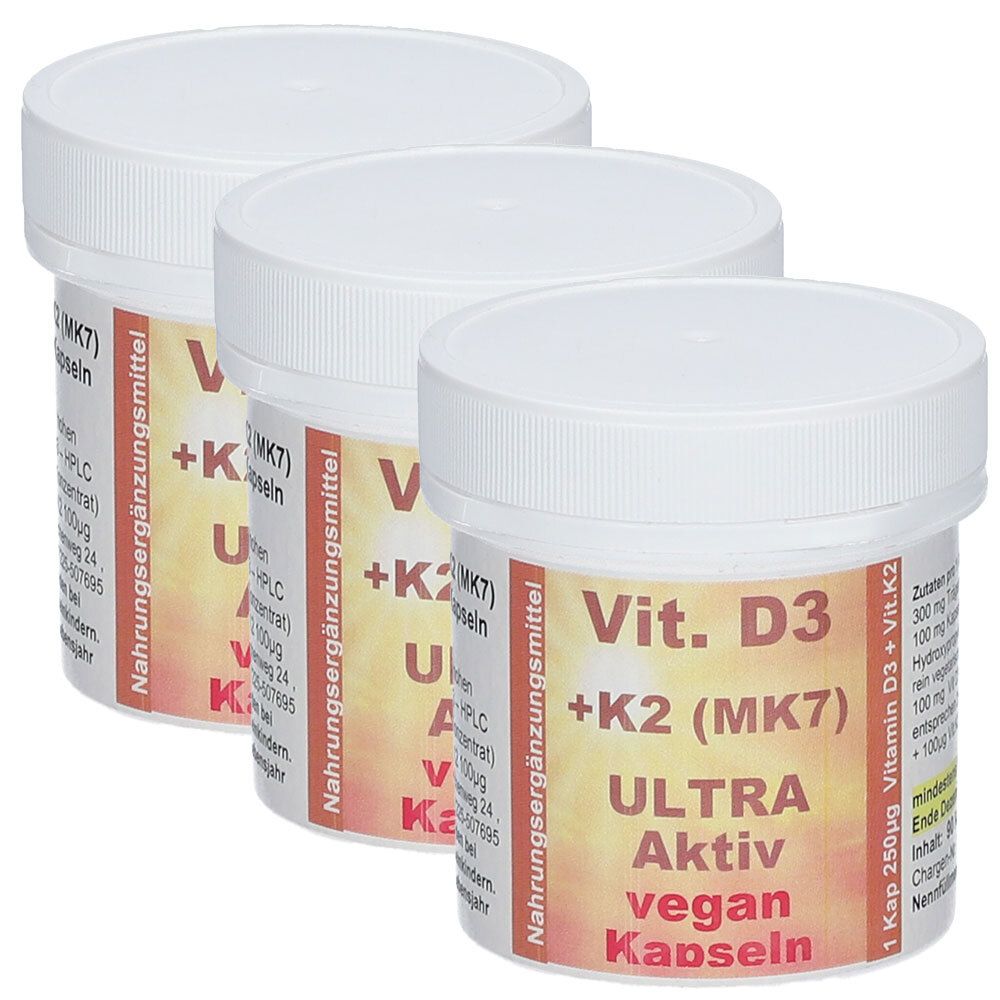 Drei Behälter mit Vitamin D3 + K2 (MK7) ULTRA Aktiv vegan Kapseln. Nahrungsergänzungsmittel.