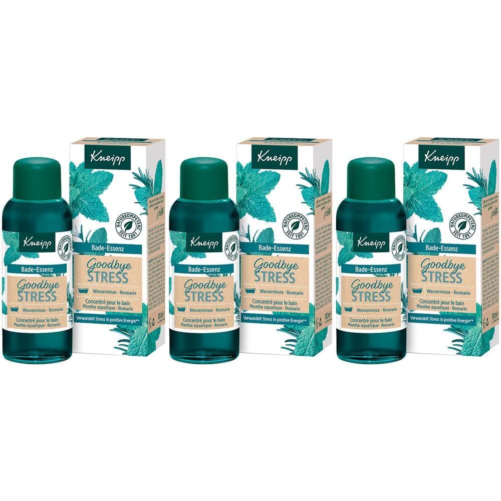 Drei Flaschen Kneipp Bade-Essenz Goodbye Stress mit Schachteln, umgeben von Minz- und Rosmarindekoration.