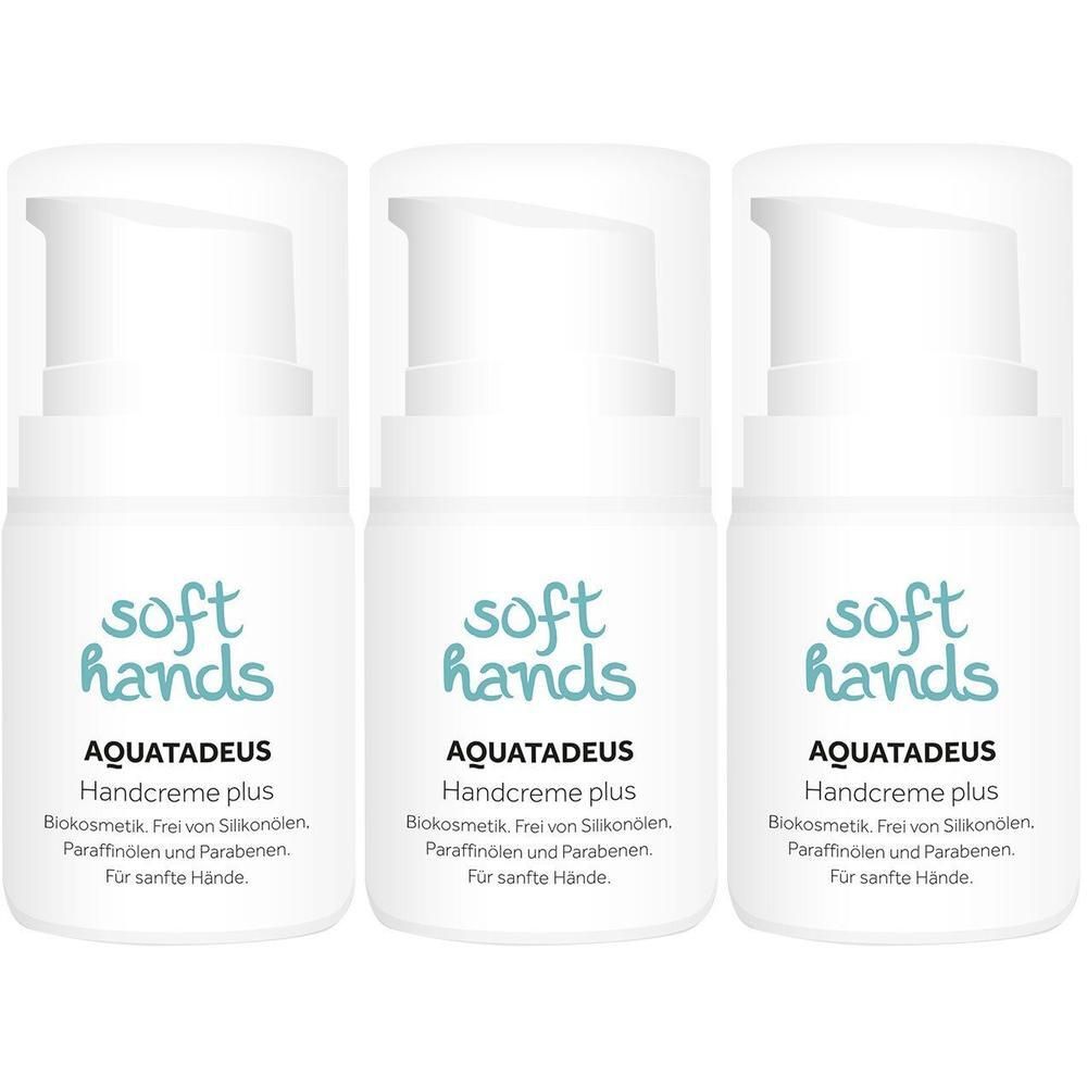 Drei weiße Pumpflaschen der Handcreme AQUATADEUS soft hands.
