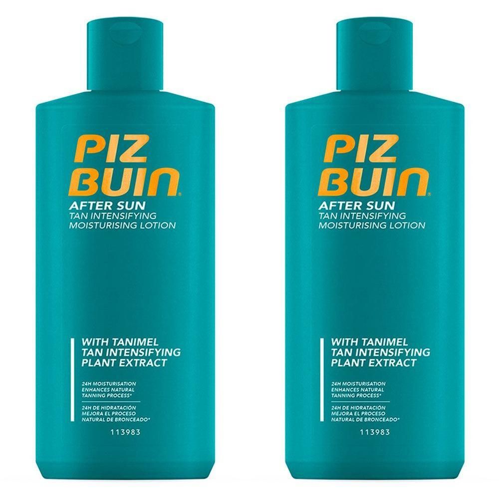 Zwei Flaschen PIZ BUIN® AFTER SUN TAN INTENSIFYING MOISTURISING LOTION in Türkis.