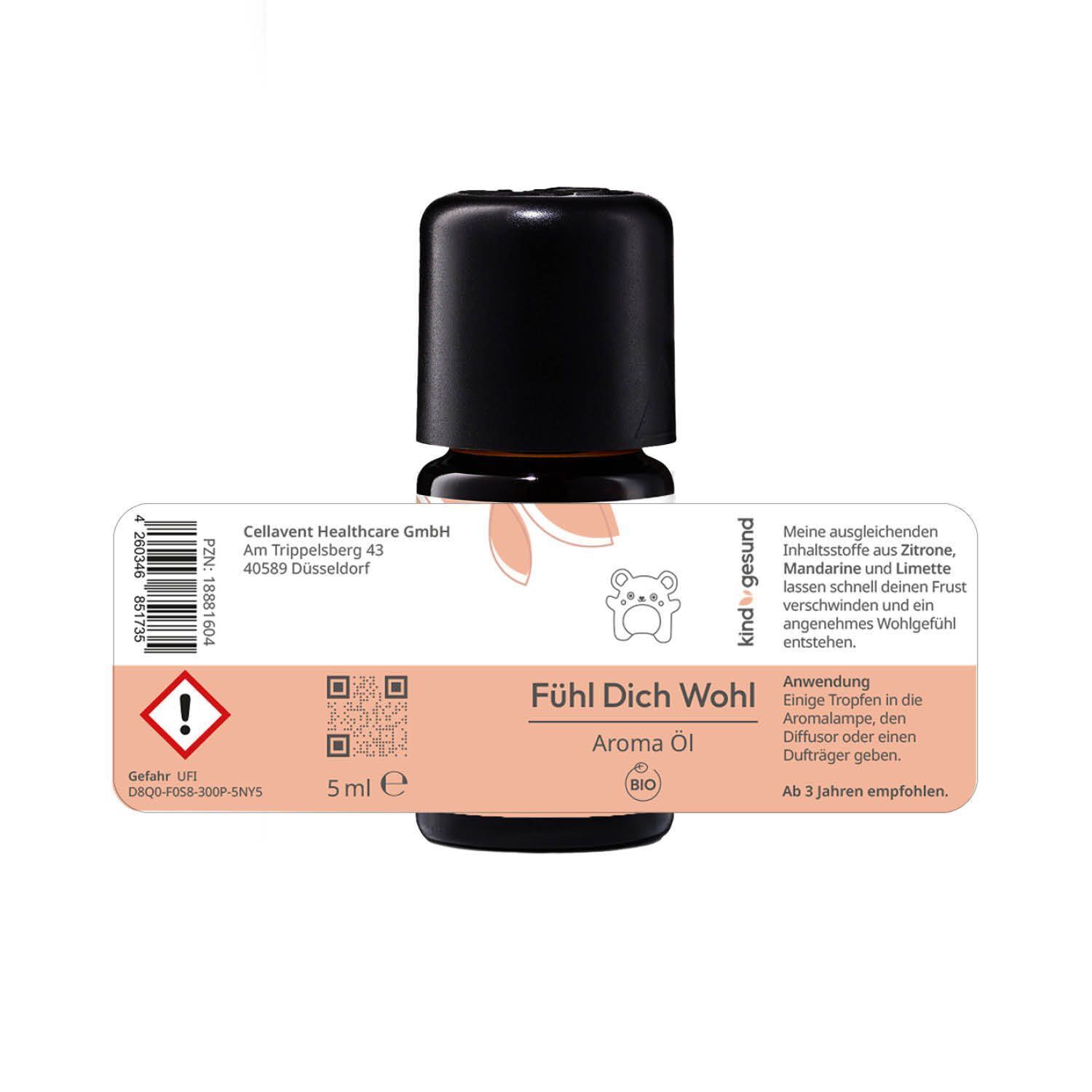 Eine braune Glasflasche mit schwarzem Verschluss, Etikett mit Bärenmotiv, Text 'Fühl Dich Wohl Aroma Öl' und Warnsymbolen.