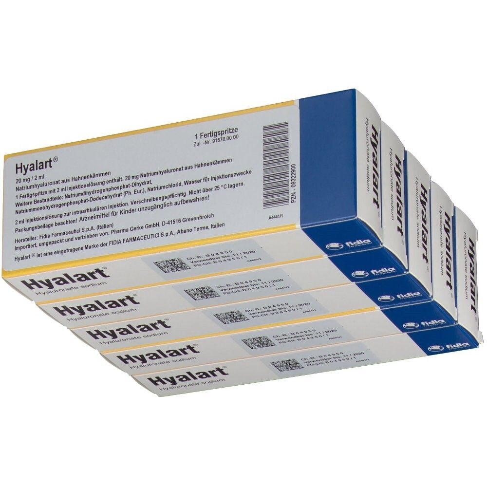 Mehrere Kartons mit dem Produktnamen Hyalart und der Aufschrift „Hyaluronat-Natrium“. Aufdruck einer Spritze. Blaue Verpackung.