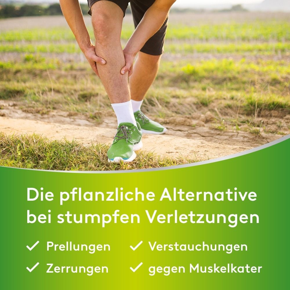 Mann mit schmerzendem Bein im Freien, Text über pflanzliche Alternative bei stumpfen Verletzungen.