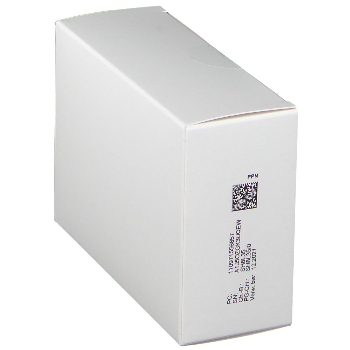 Weiße Schachtel, schräg von der Seite gesehen. Aufdruck mit Barcode und Text.